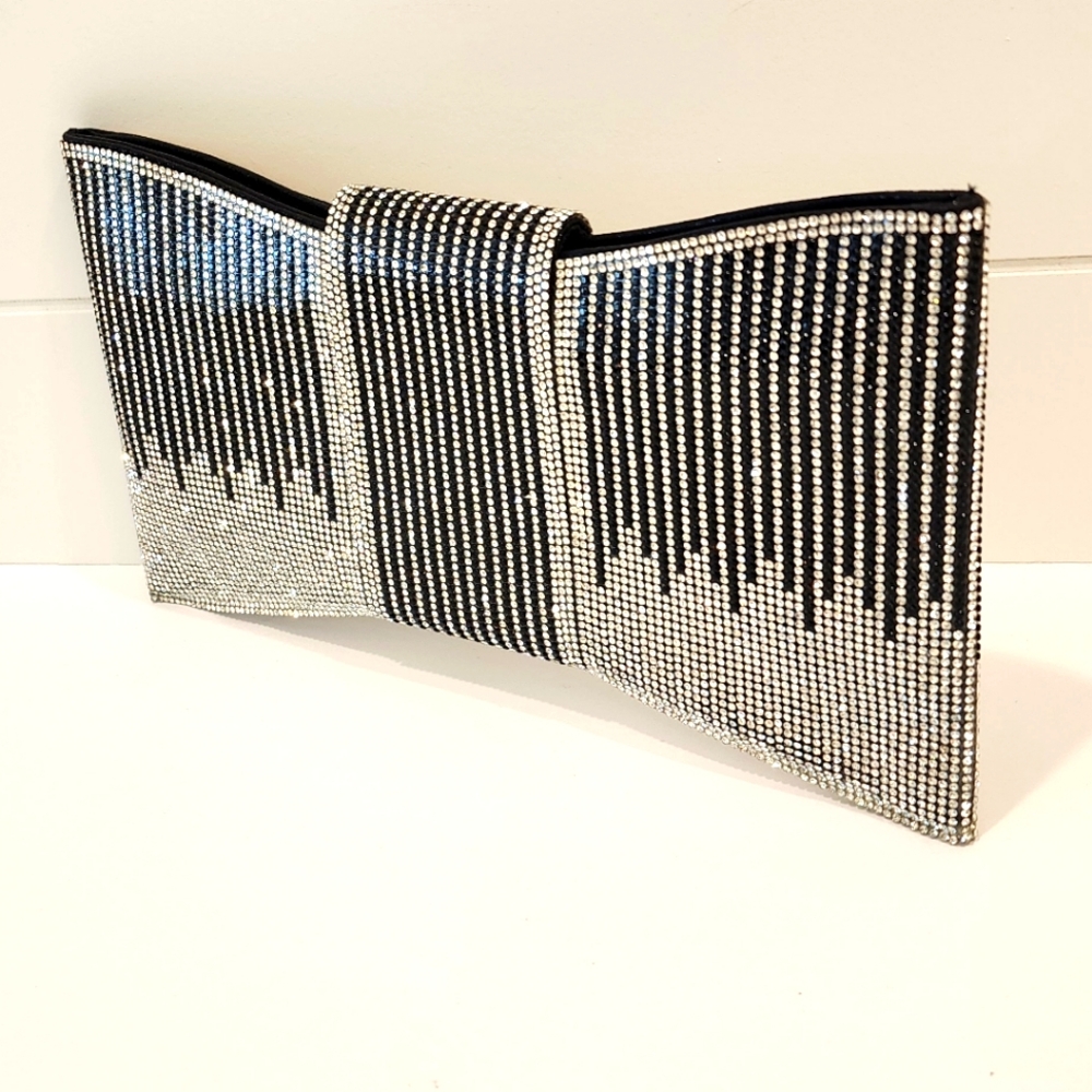 Pavé Silver & Black Women's Rhinestone Bowtie Shape Clutch Handbag Purse - Picture 6 of 13